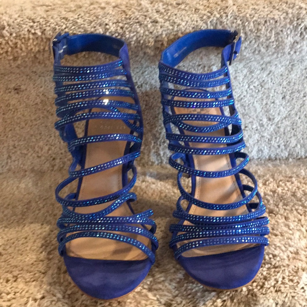 Vince Camuto Sandals